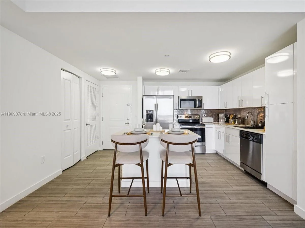 1776 Polk St # 1703, Hollywood, FL 33020 photo 9