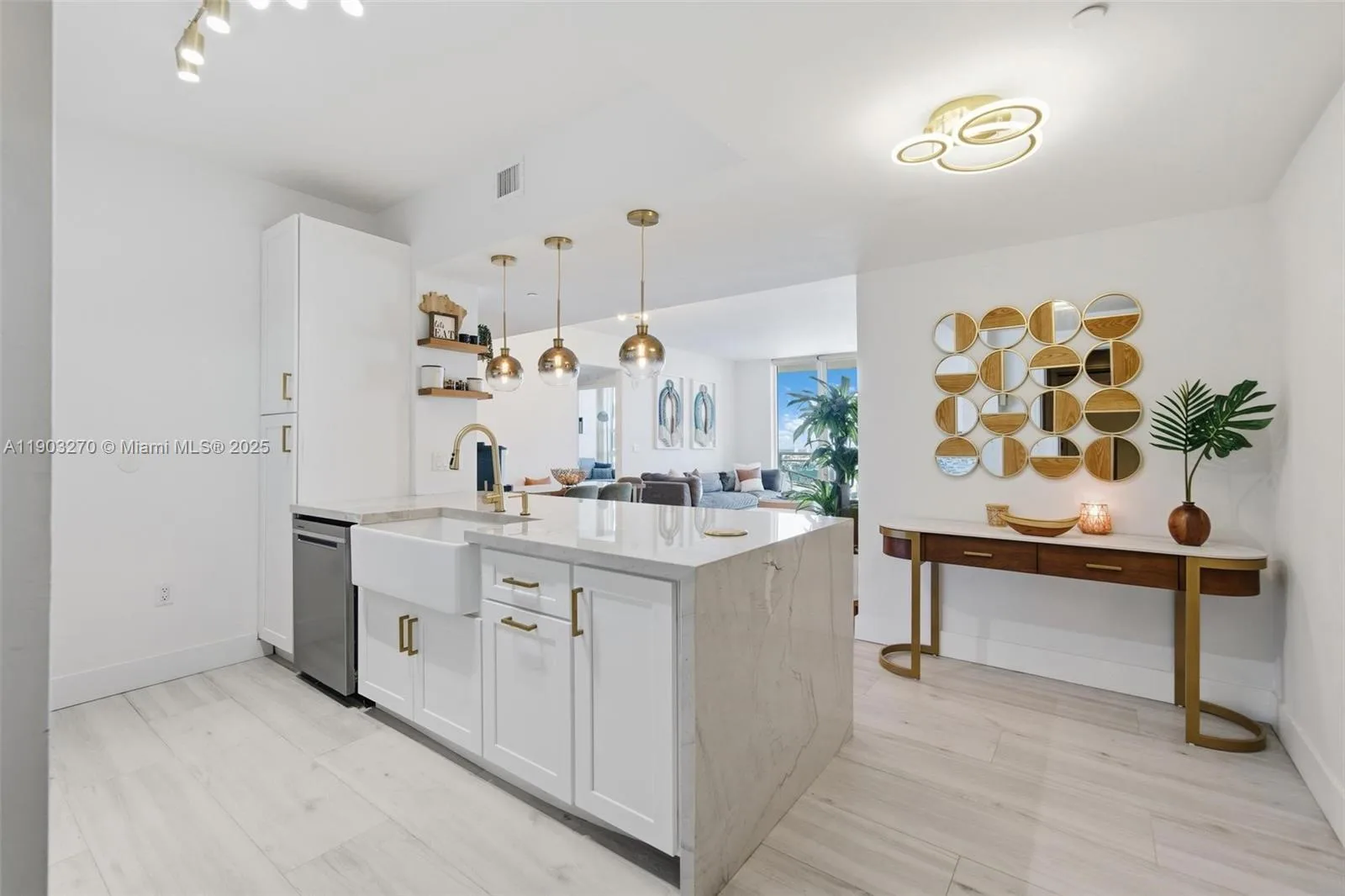 951 Brickell Ave # 3504, Miami, FL 33131 photo 11