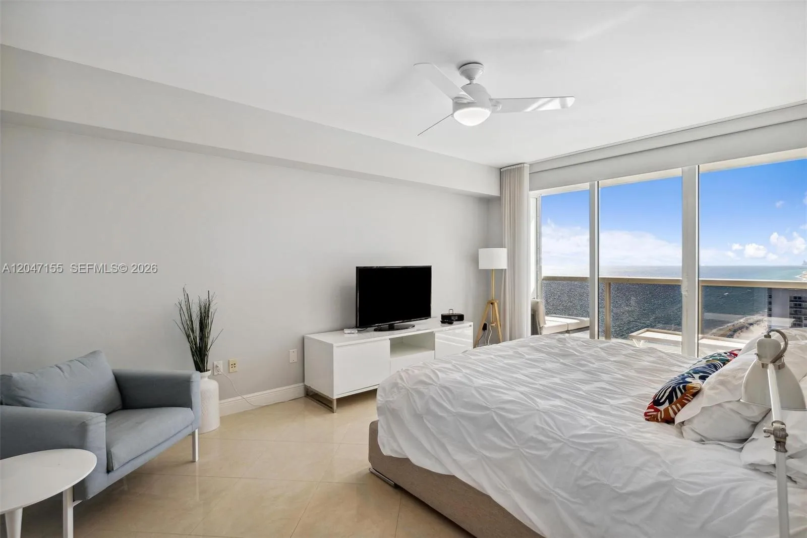 1830 S Ocean Dr # 2703, Hallandale Beach, FL 33009 photo 10