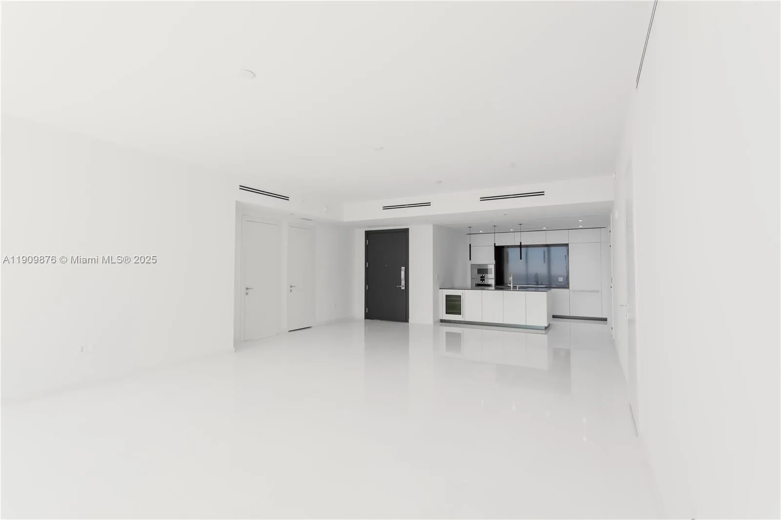 300 Biscayne Blvd Way # 1003, Miami, FL 33131 photo 9