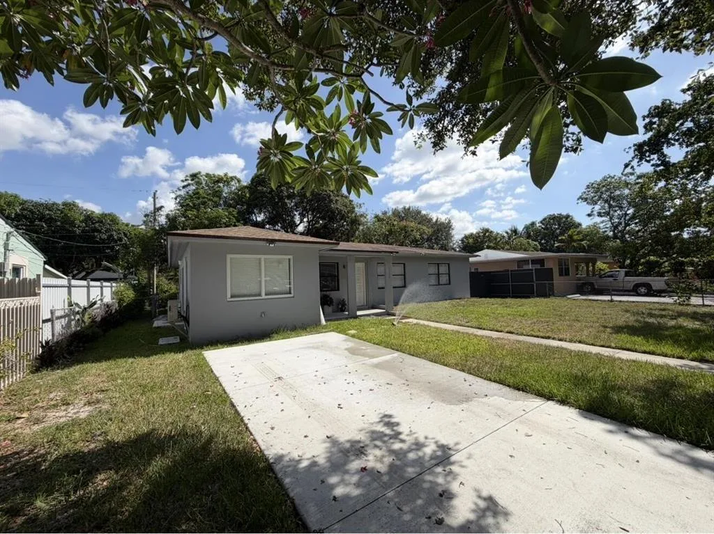 1135 NW 127th Street, North Miami, FL 33168 photo 2