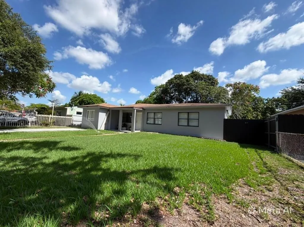 1135 NW 127th Street, North Miami, FL 33168 photo 4