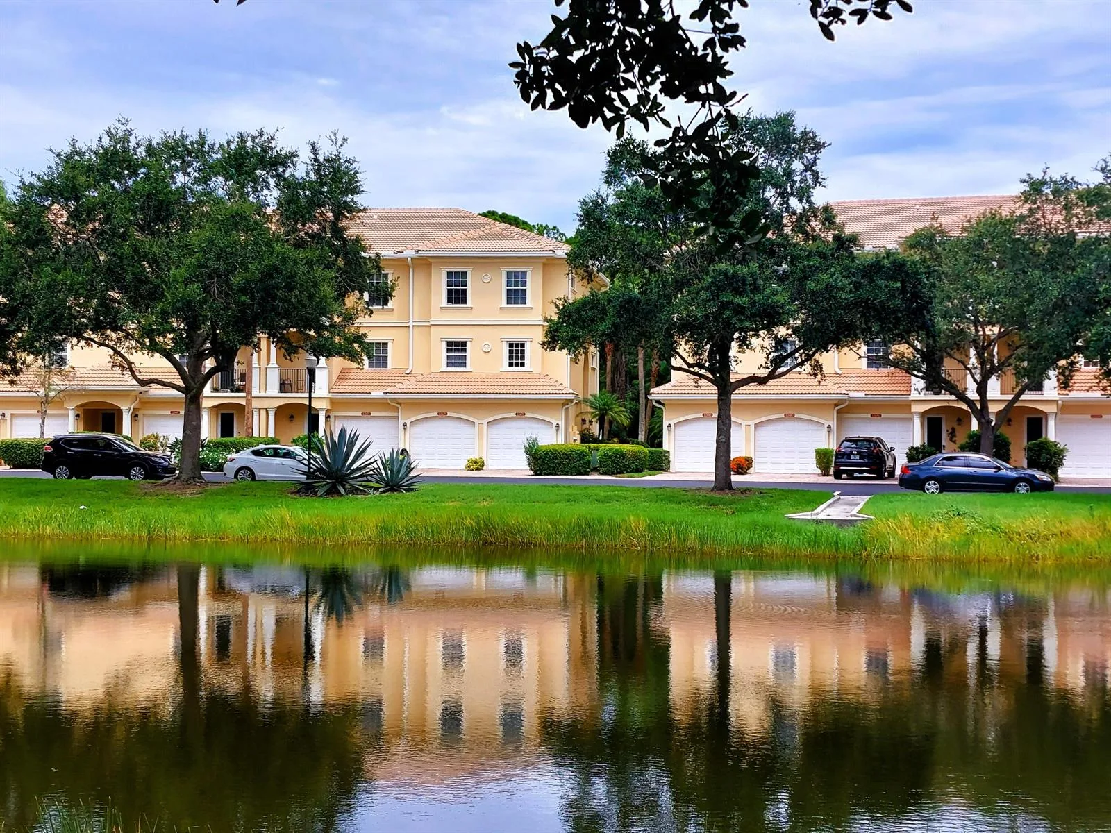 12675 SE Old Cypress Drive # 903, Hobe Sound, FL 33455