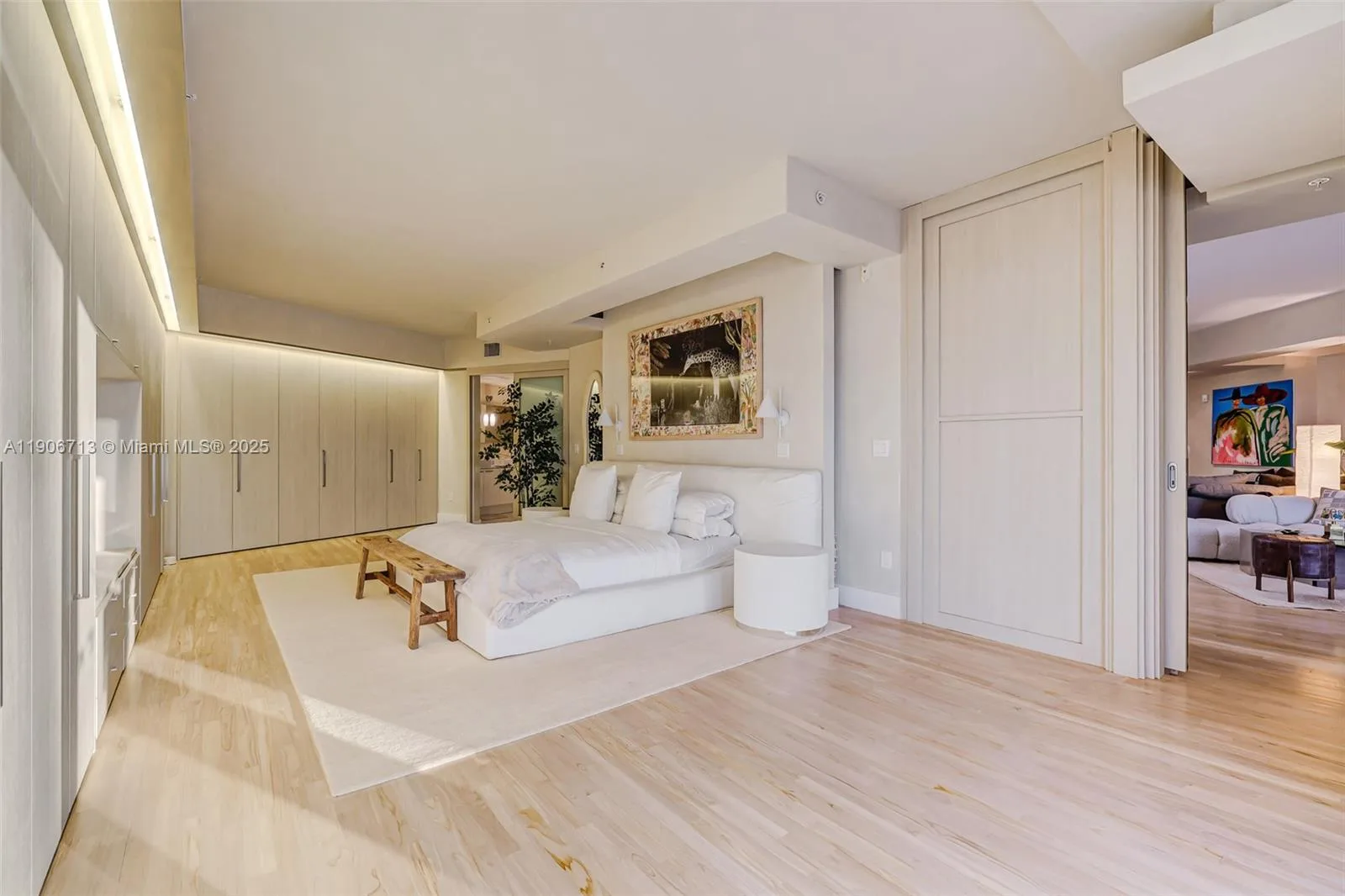 2001 Meridian Ave # 307, Miami Beach, FL 33139 photo 11