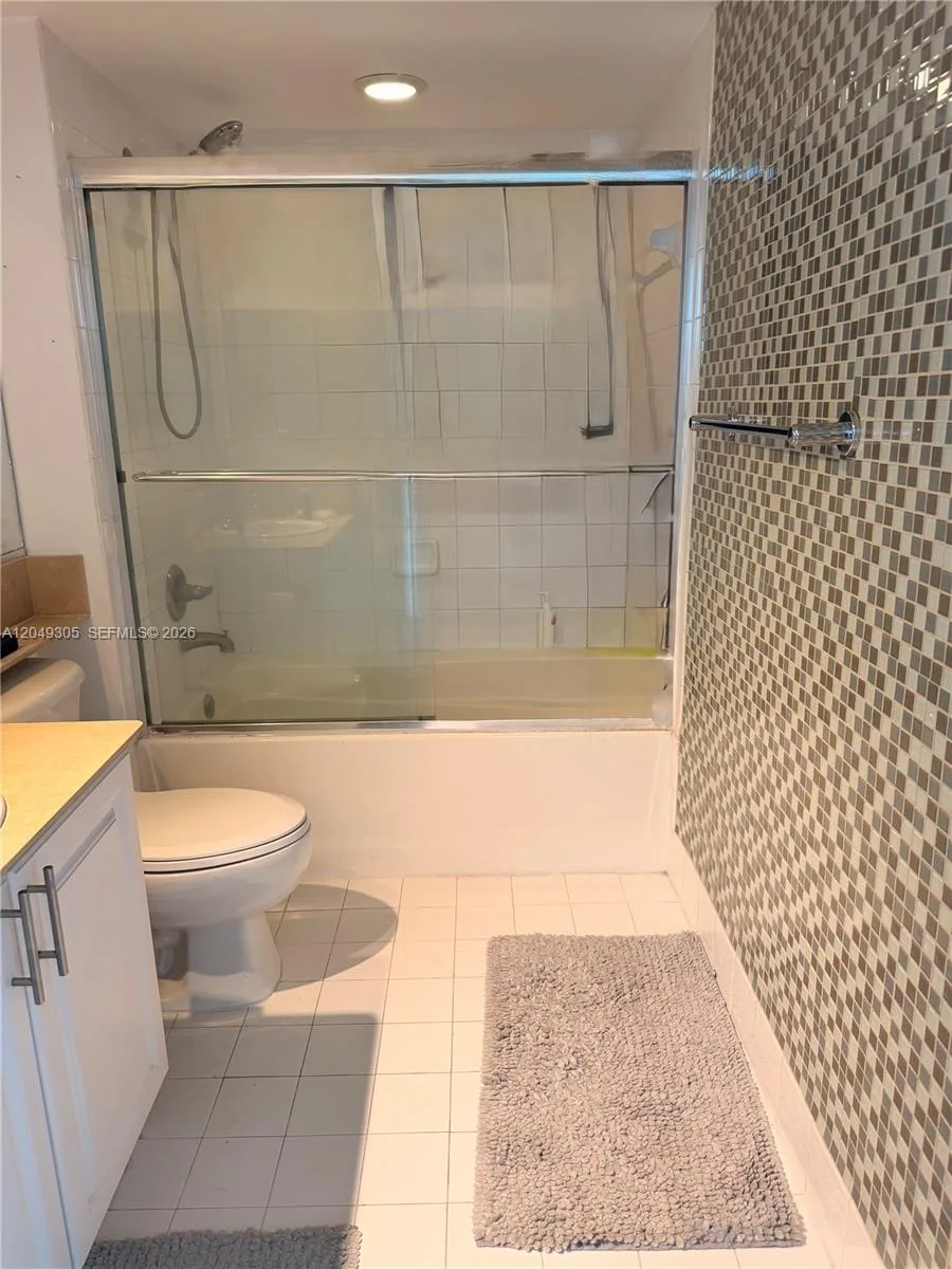 1155 Brickell Bay Dr # 3405, Miami, FL 33131 photo 12