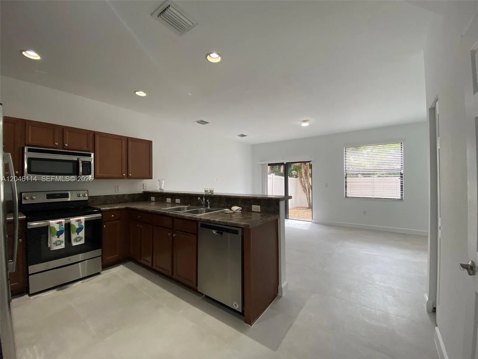 3538 W 88th Terrace # 3538, Hialeah Gardens, FL 33018 photo 9