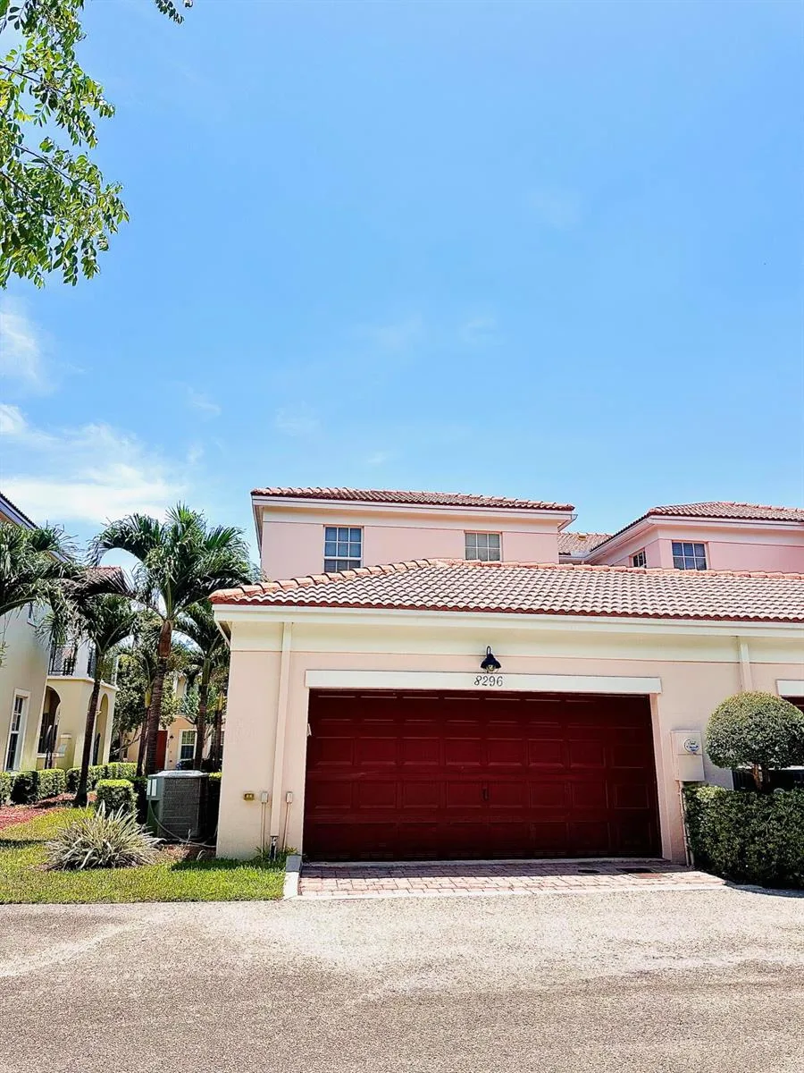 8296 NW 9th Avenue, Boca Raton, FL 33487 photo 2