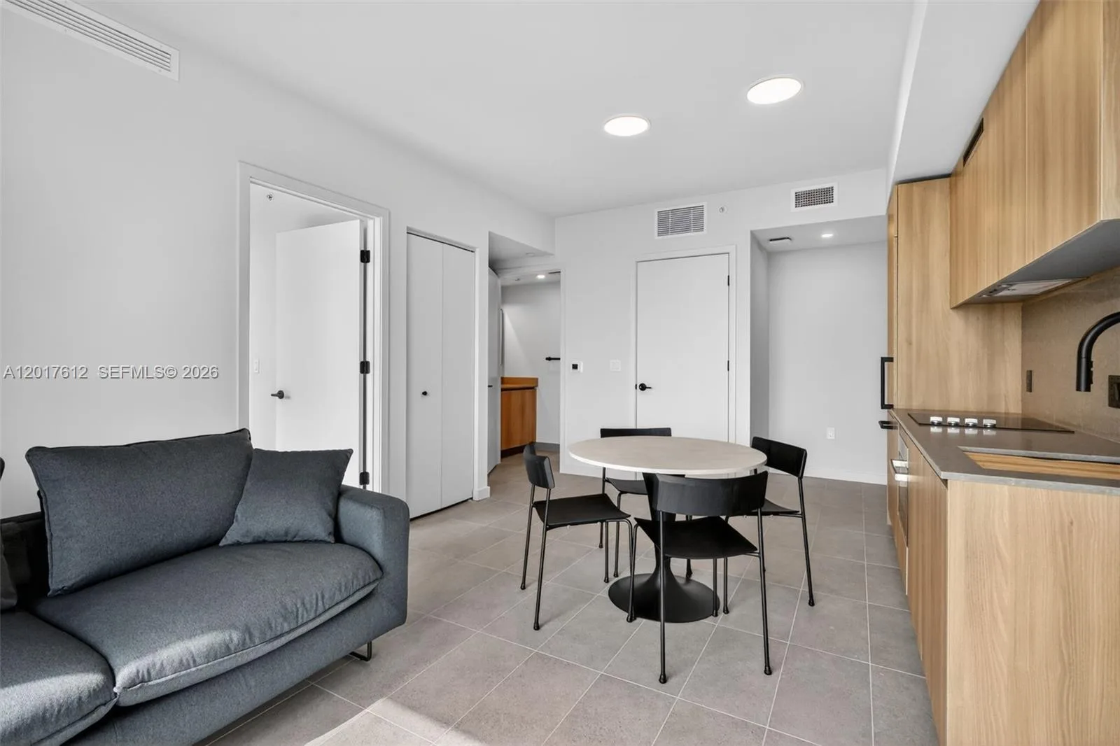 121 NE 5th St # 3313, Miami, FL 33132 photo 7