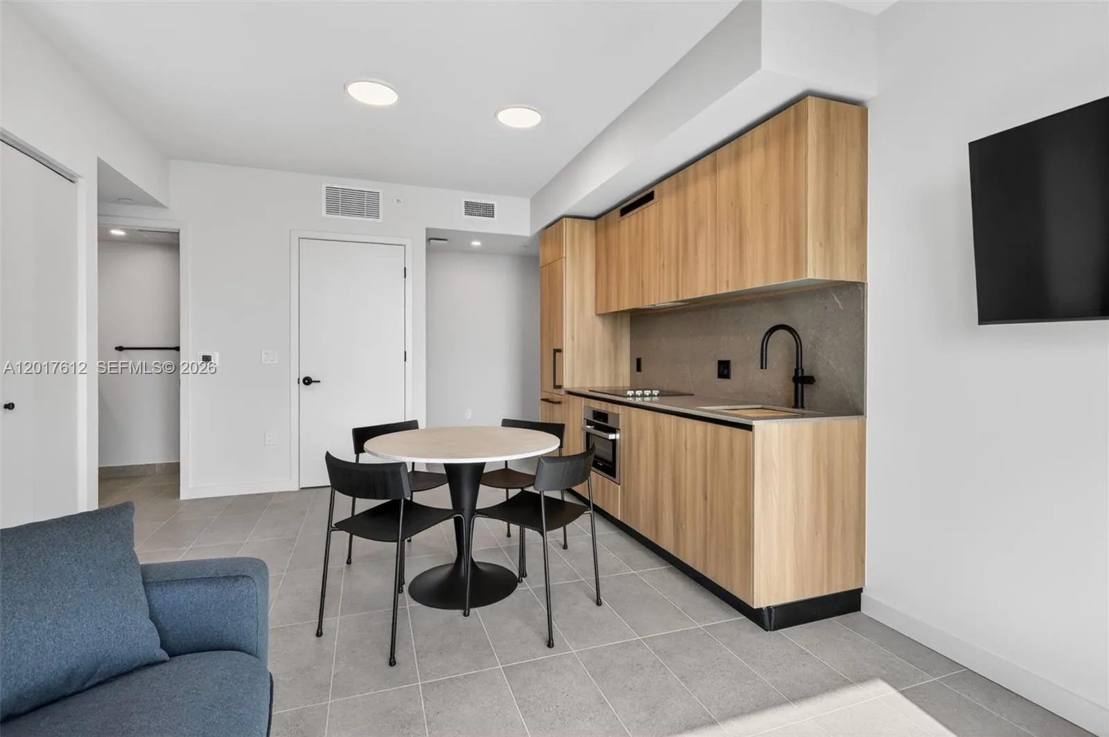 121 NE 5th St # 3313, Miami, FL 33132 photo 8