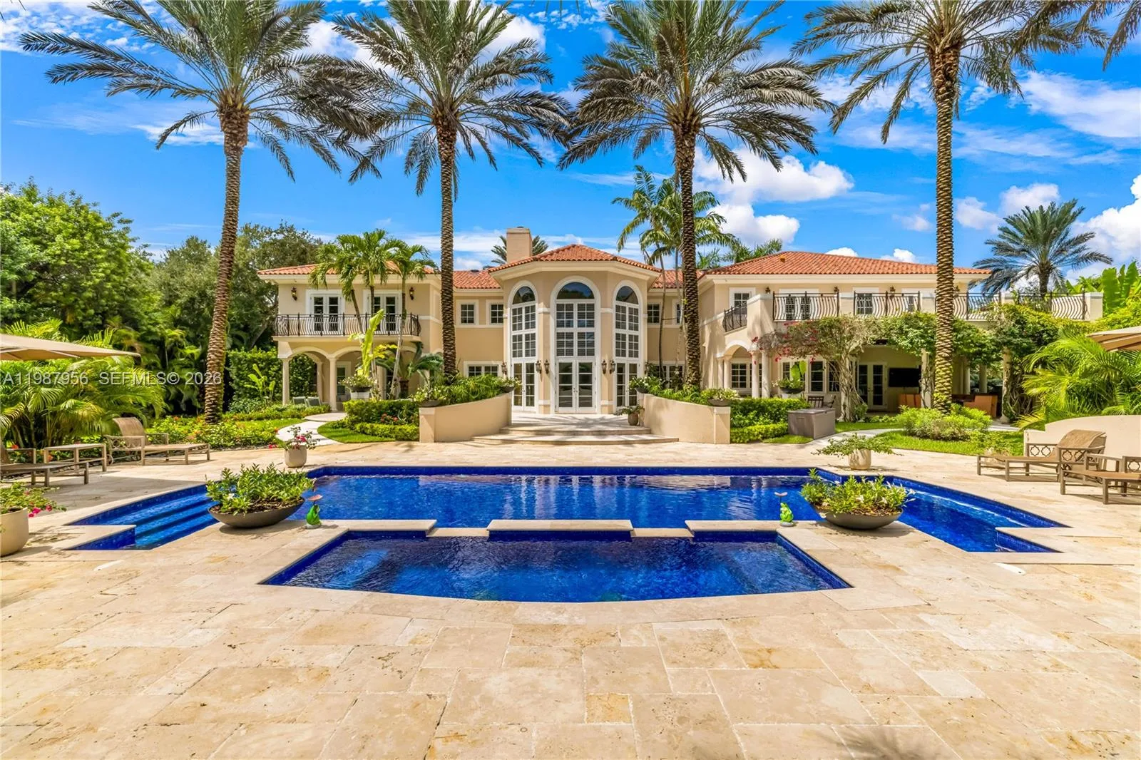 5250 Snapper Creek Rd, Coral Gables, FL 33156