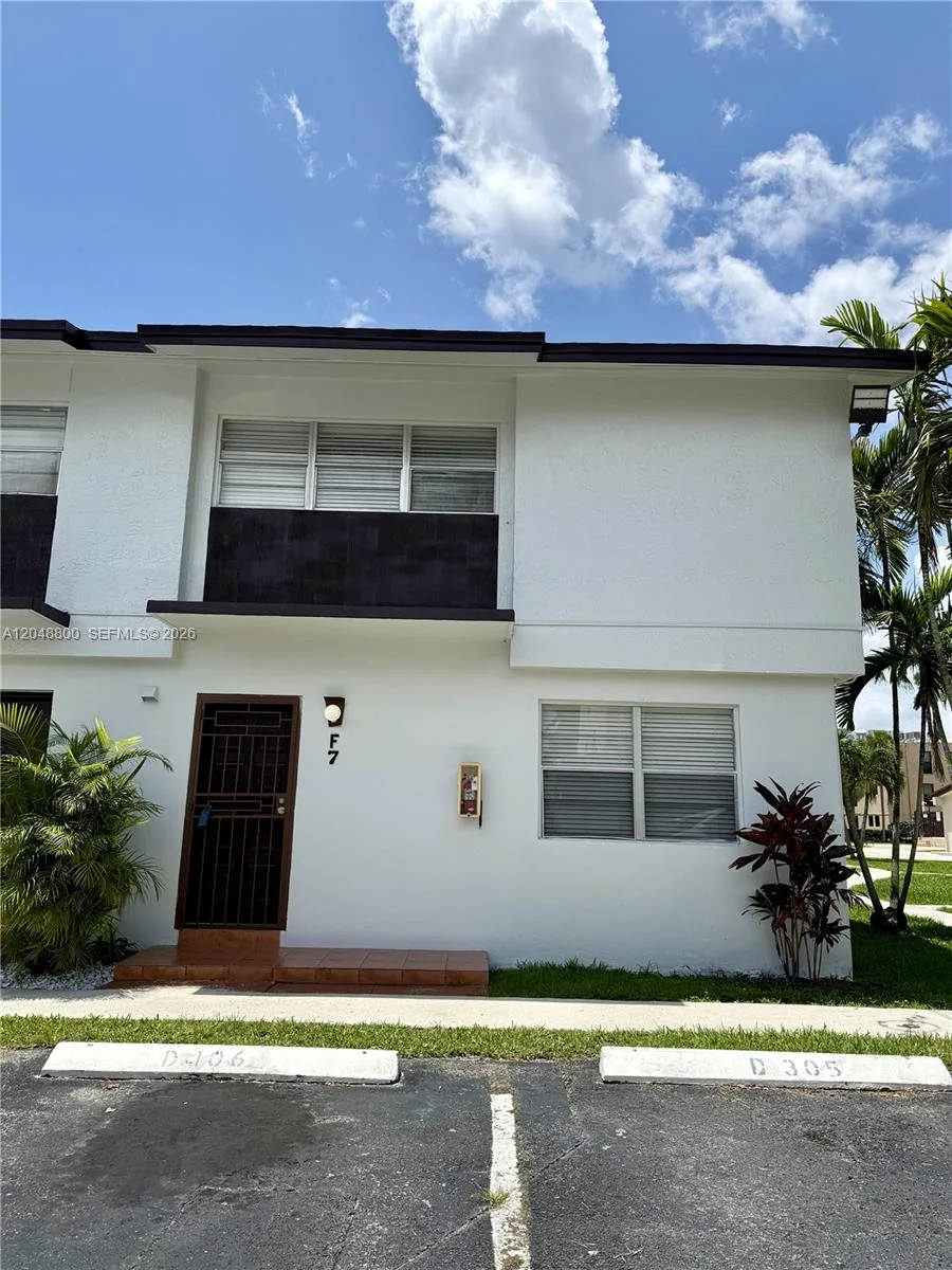 20 SW 108th Ave # F7, Sweetwater, FL 33174