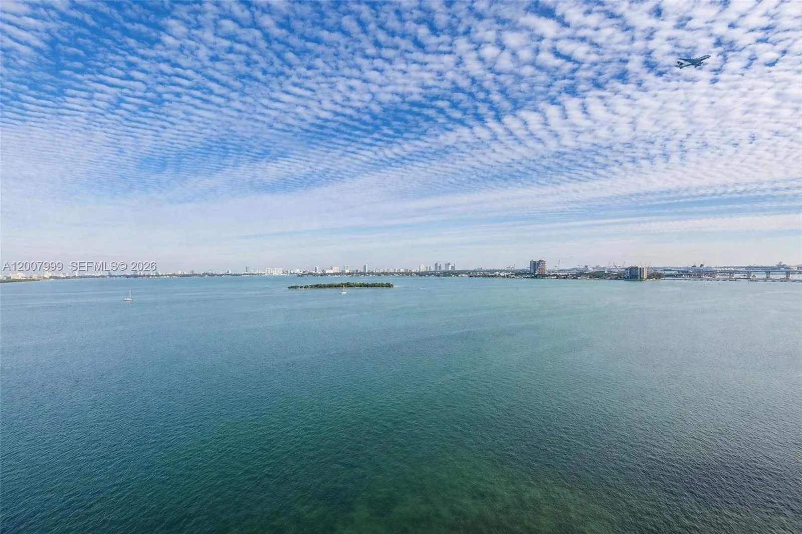 Onyx on the Bay – photo 27