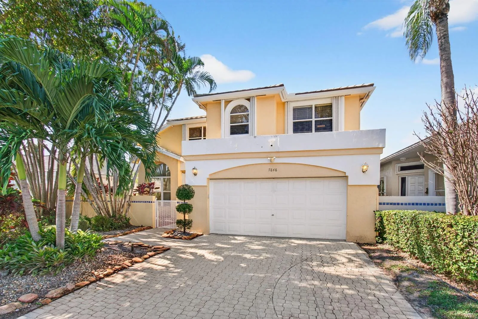 7848 Travlers Tree Drive, Boca Raton, FL 33433