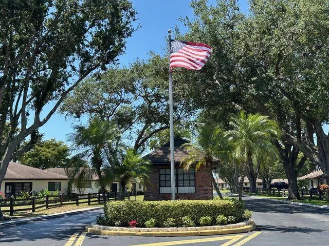 4948 Equestrian Circle # B, Boynton Beach, FL 33436