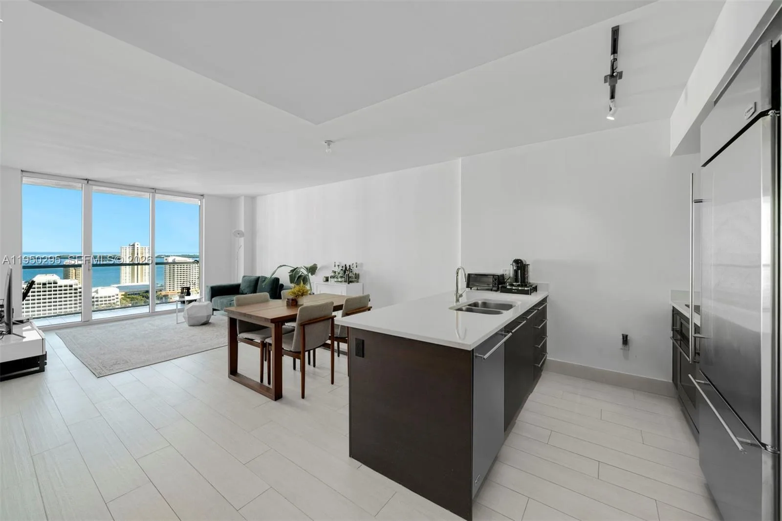 500 Brickell Ave # 2800, Miami, FL 33131