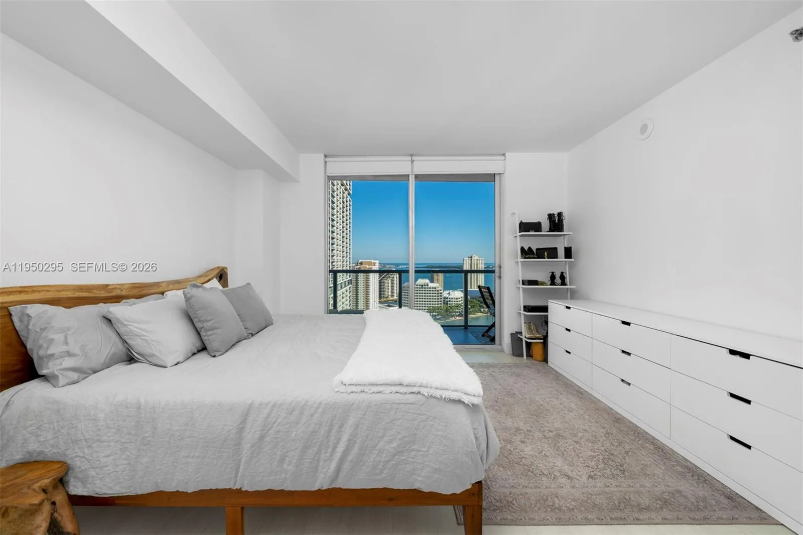 500 Brickell Ave # 2800, Miami, FL 33131 photo 13