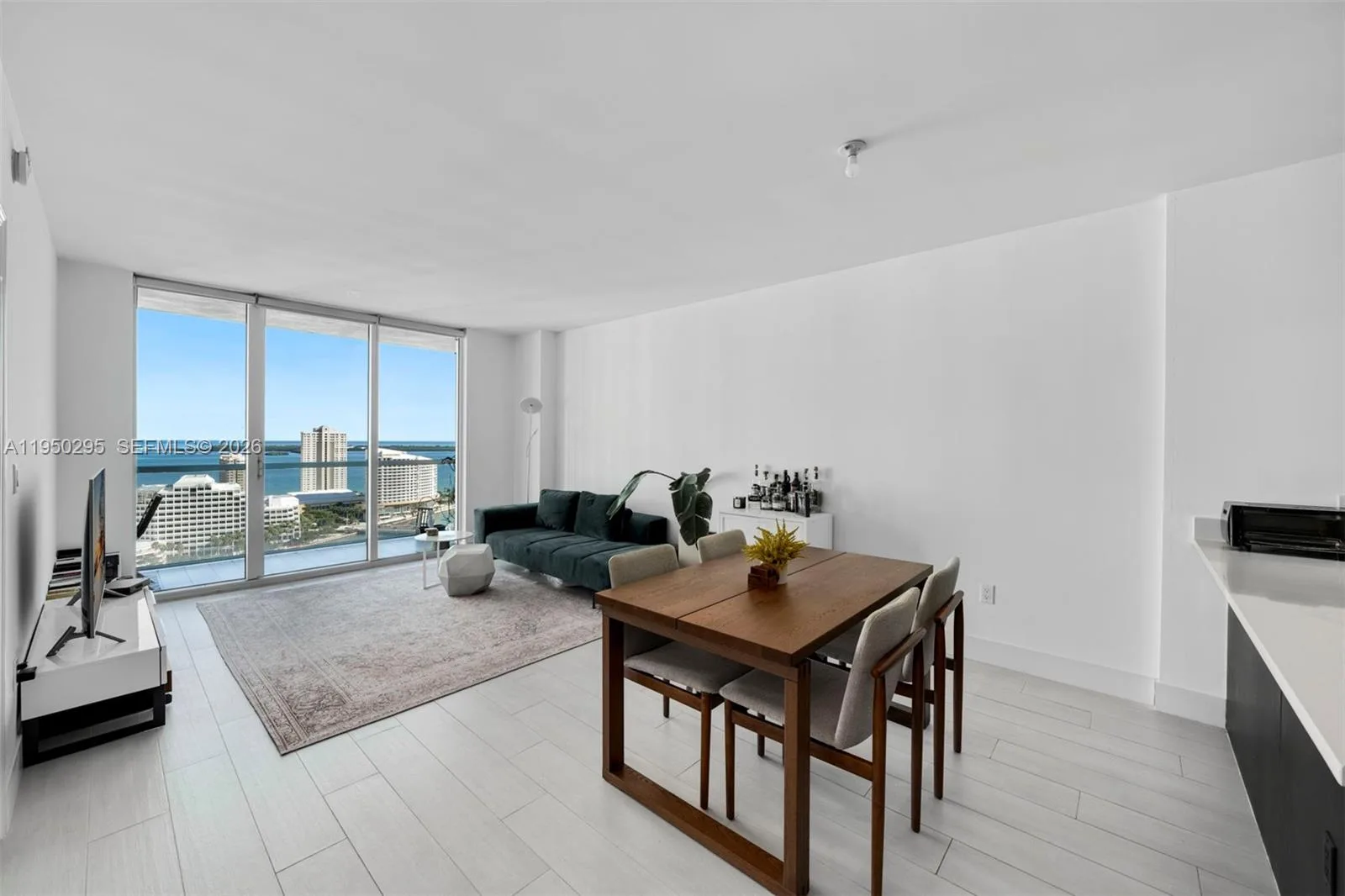 500 Brickell Ave # 2800, Miami, FL 33131 photo 7
