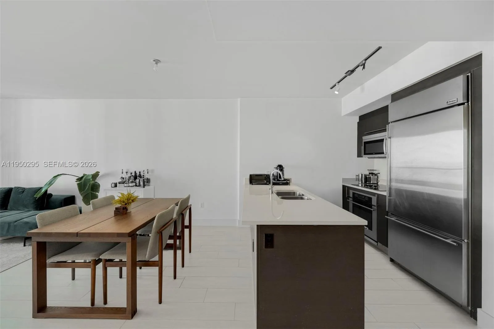 500 Brickell Ave # 2800, Miami, FL 33131 photo 8