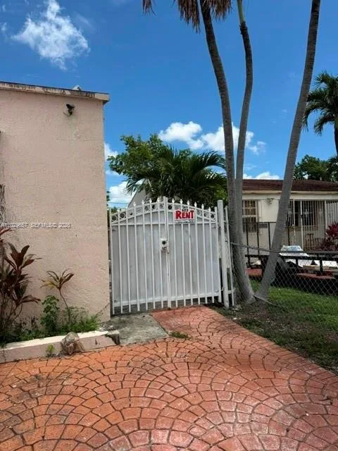 90 Flagami Blvd # 2, Miami, FL 33144