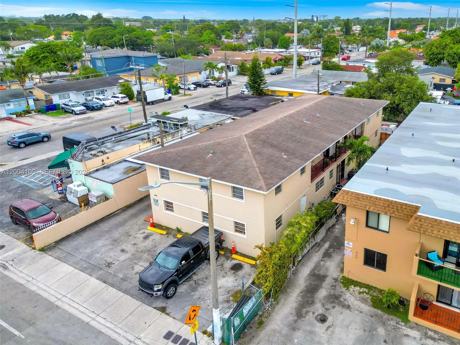 410 NW 47th Ave, Miami, FL 33126 photo 3