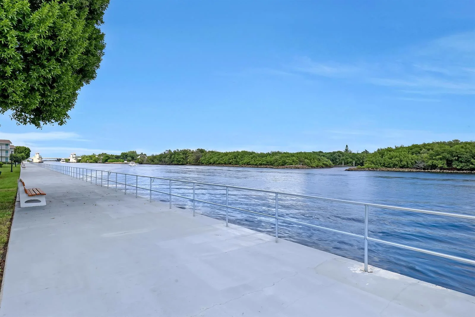 680 Horizon W # 110, Boynton Beach, FL 33435