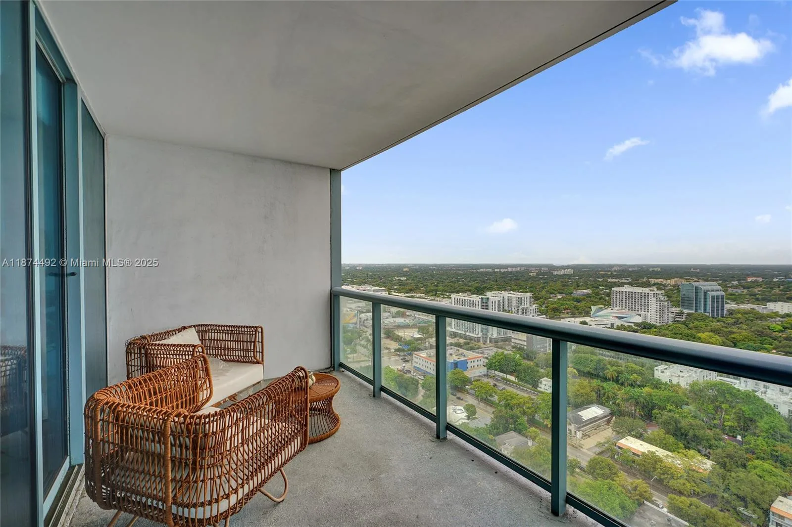 601 NE 36th St # 2703, Miami, FL 33137 photo 3