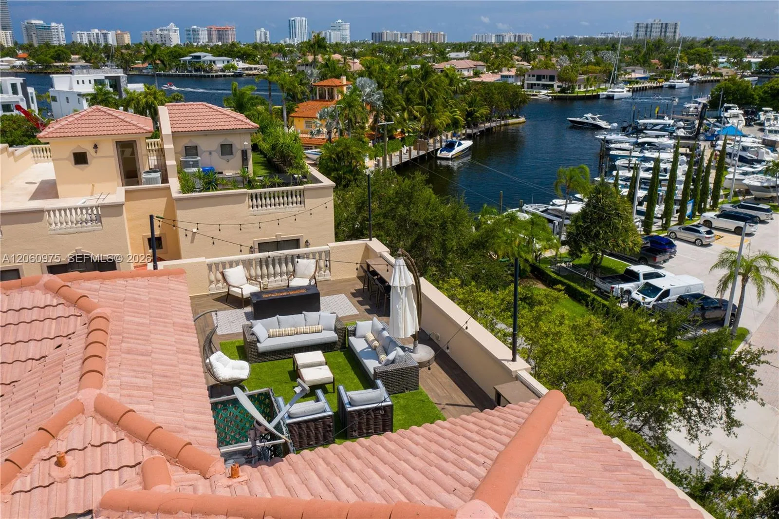 2106 SE 7th St # 2106, Pompano Beach, FL 33062