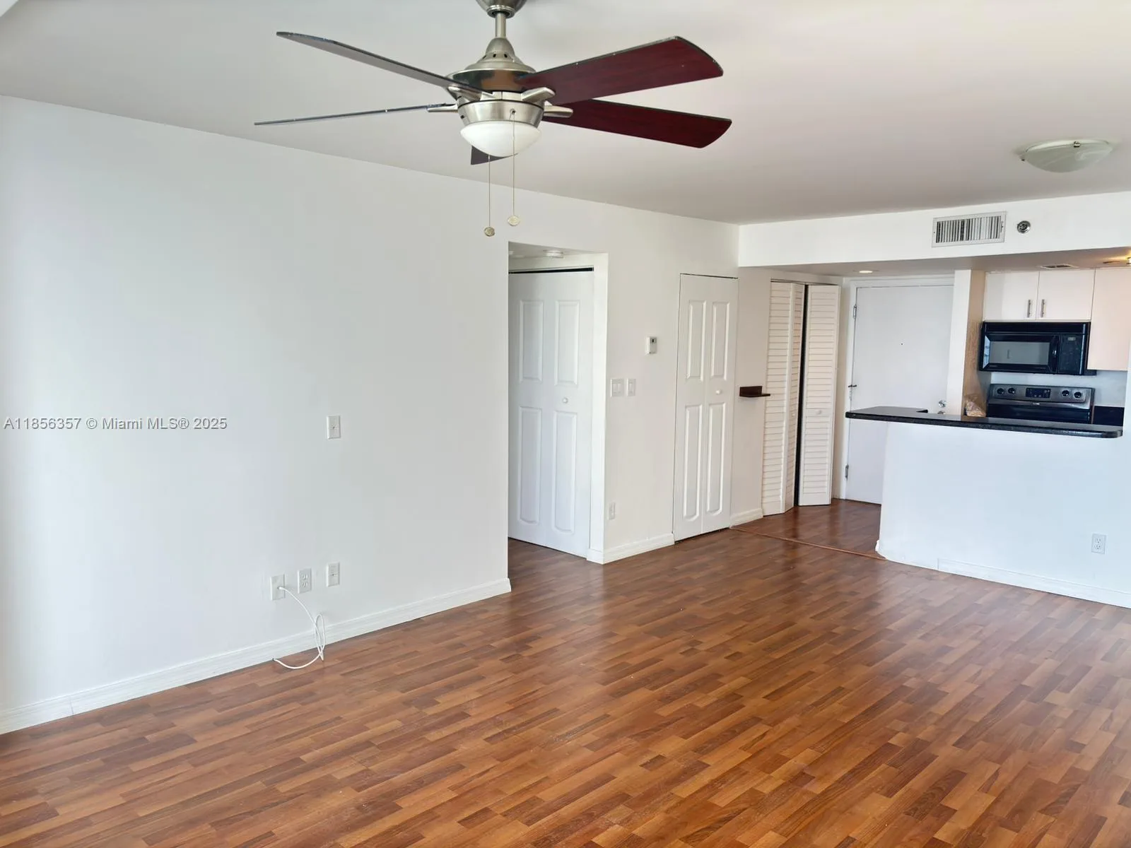 770 Claughton Island Dr # 1208, Miami, FL 33131 photo 4