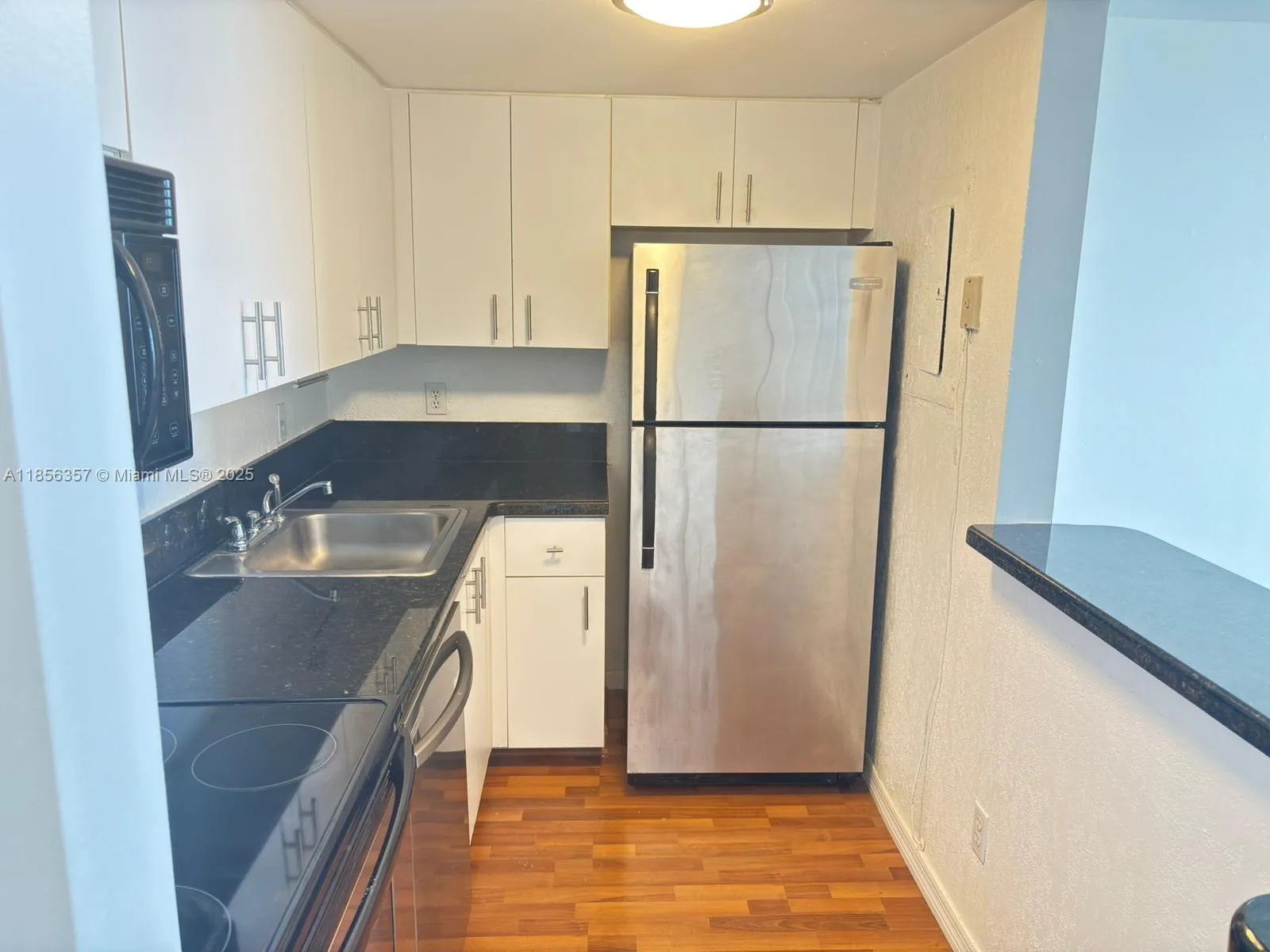 770 Claughton Island Dr # 1208, Miami, FL 33131 photo 5