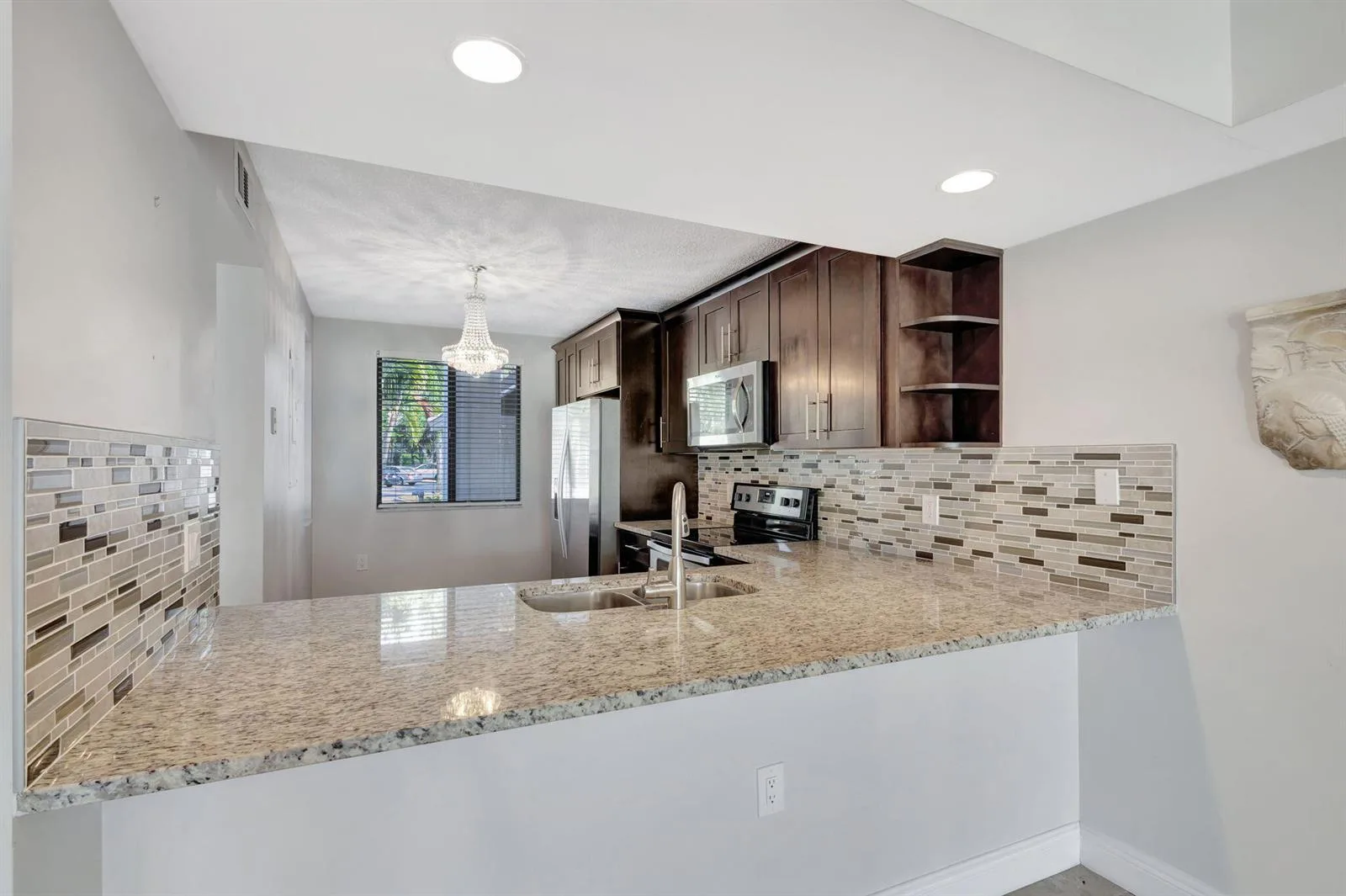 2741 Village Boulevard # 104, West Palm Beach, FL 33409 — photo 5 of 37
