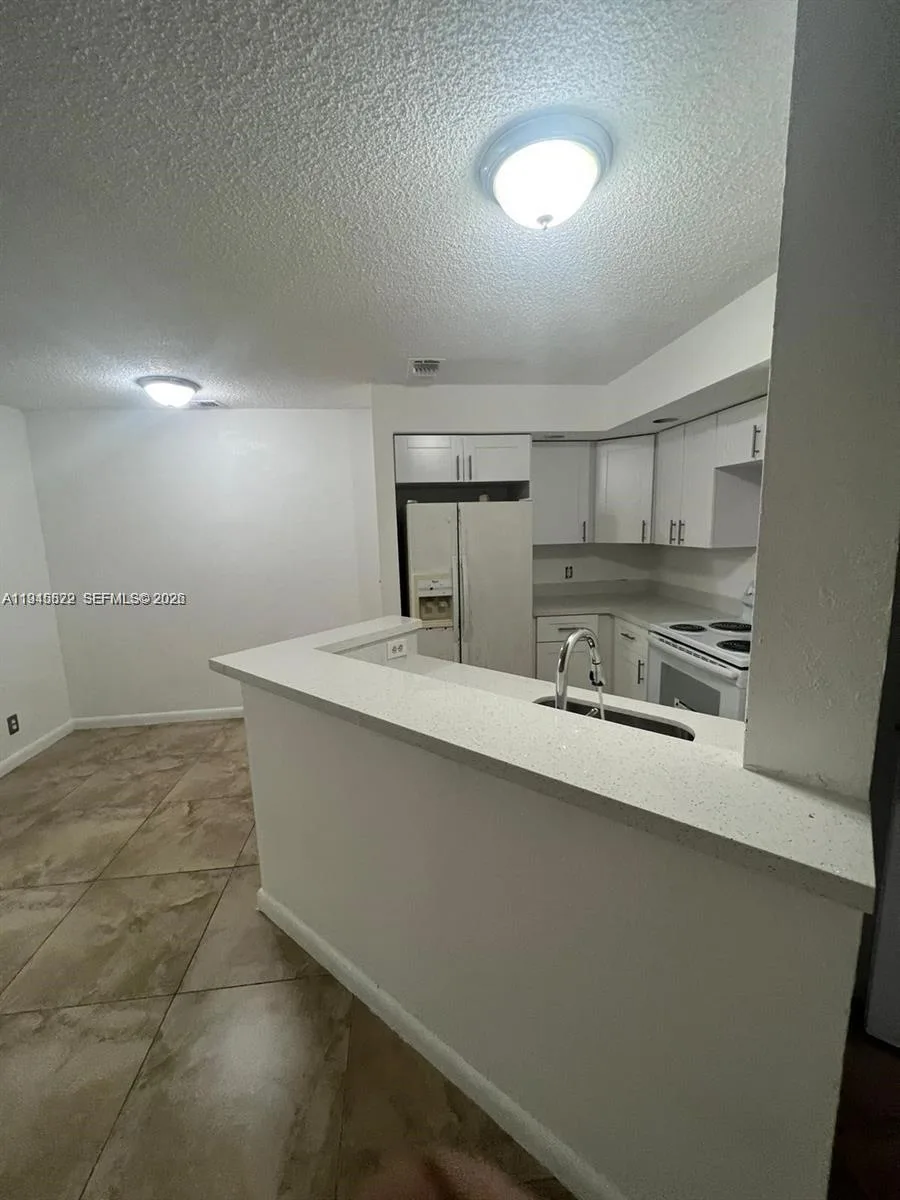 3460 N Pinewalk Dr N # 315, Margate, FL 33063 photo 7