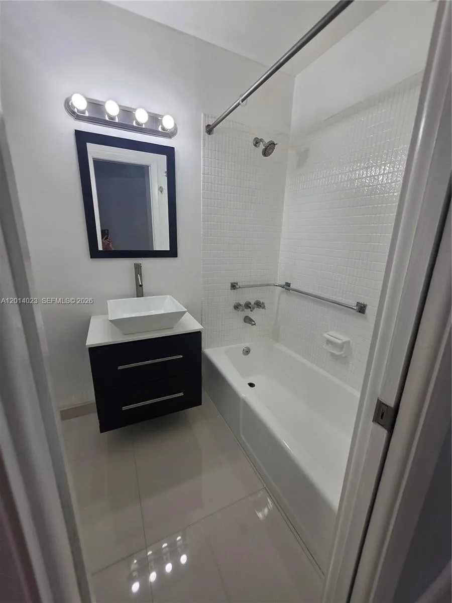 19080 NE 3rd Ct # 314, Miami, FL 33179 photo 7