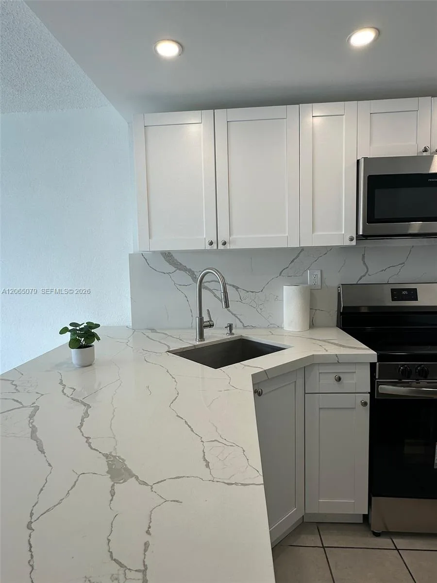801 NW 47th Ave # 608W, Miami, FL 33126 photo 4