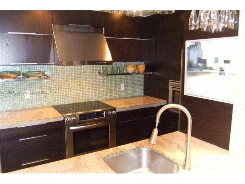 2642 NW 33rd St # 1905, Oakland Park, FL 33309