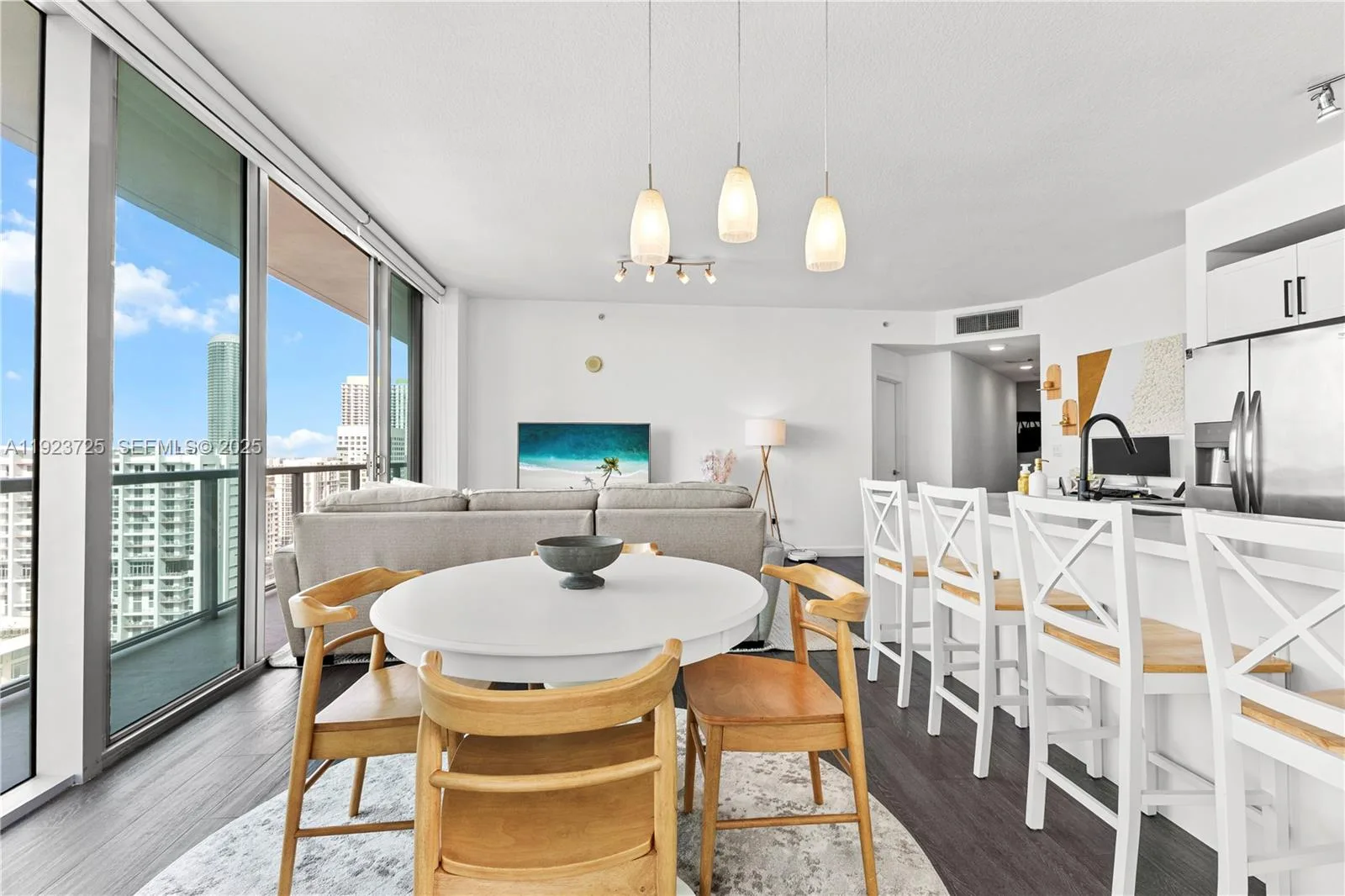 1111 SW 1st Ave # 2614-N, Miami, FL 33130 photo 4
