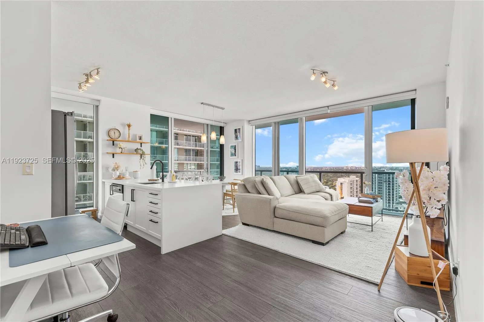 1111 SW 1st Ave # 2614-N, Miami, FL 33130 photo 9