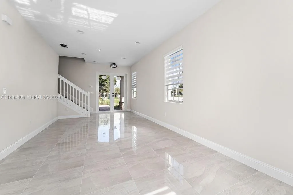 5400 NW 57th Ct, Tamarac, FL 33319 photo 10