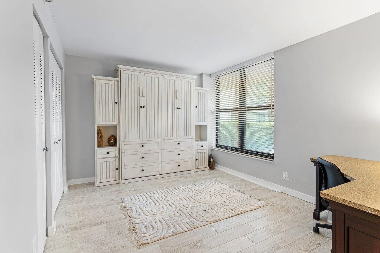 17 ROYAL PALM Way # 105, Boca Raton, FL 33432 photo 13