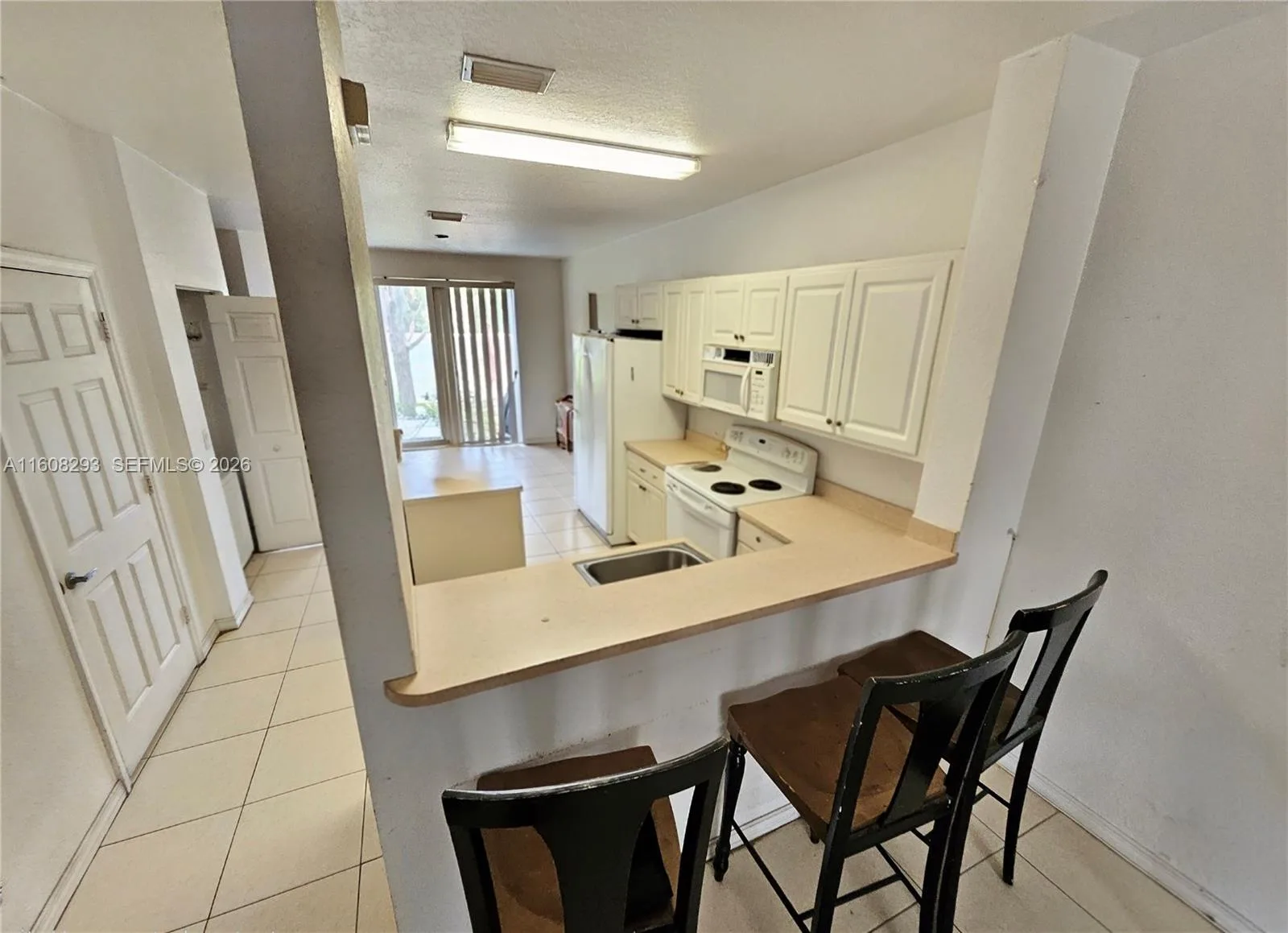 3556 Oleander Ter # 3556, Riviera Beach, FL 33404 photo 4