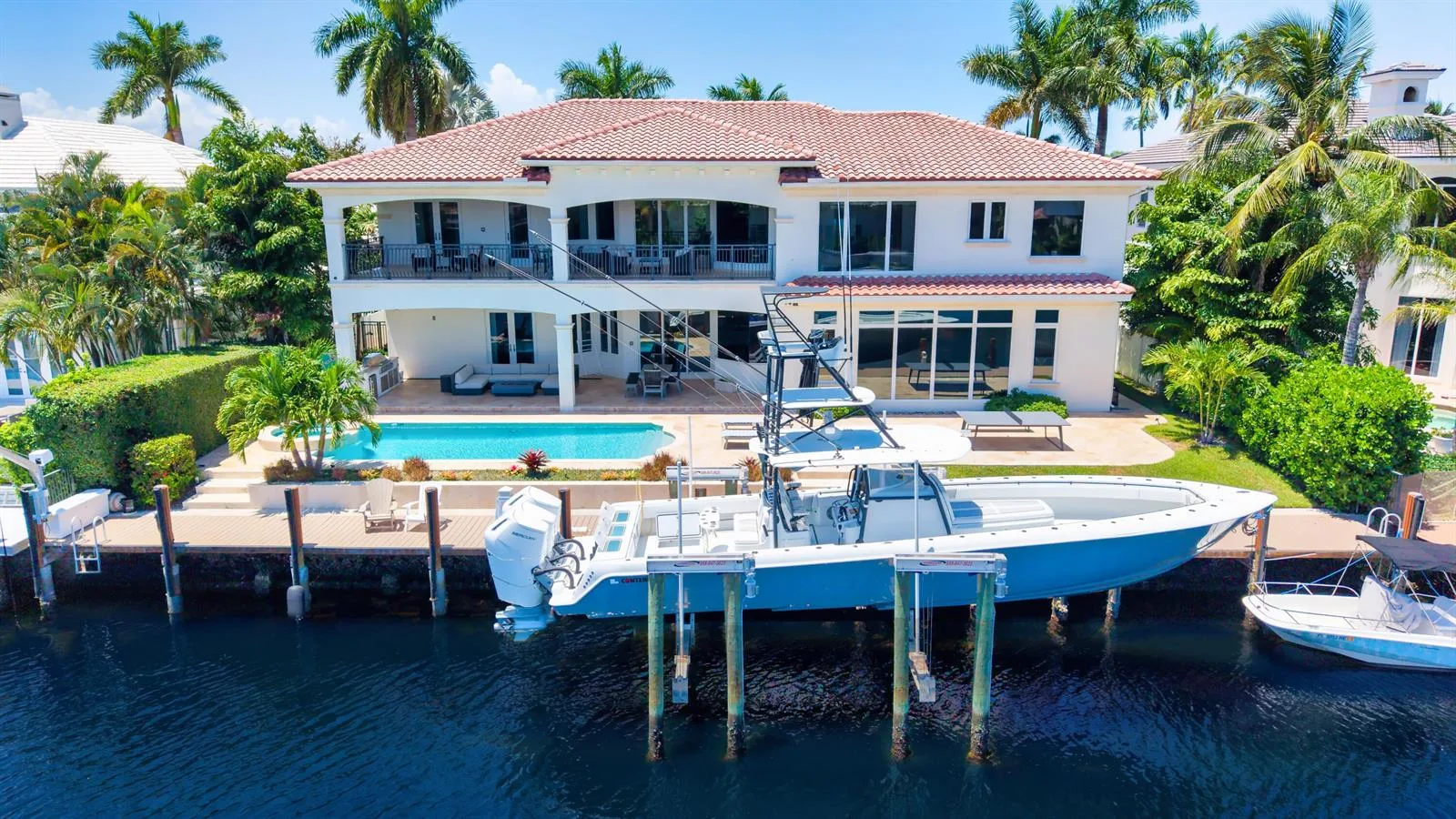 2320 NE 34th Court, Lighthouse Point, FL 33064