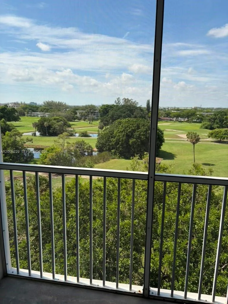 3050 N Palm Aire Dr # 707, Pompano Beach, FL 33069 photo 13