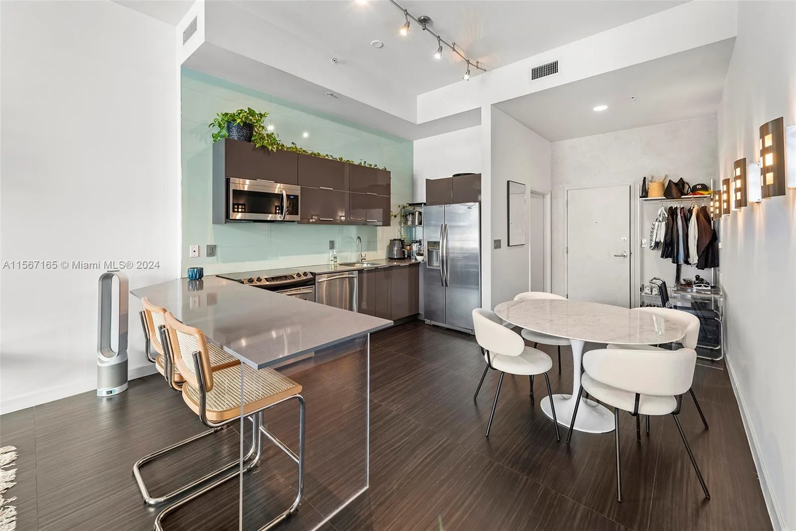 2001 Meridian Ave # 517, Miami Beach, FL 33139 photo 5