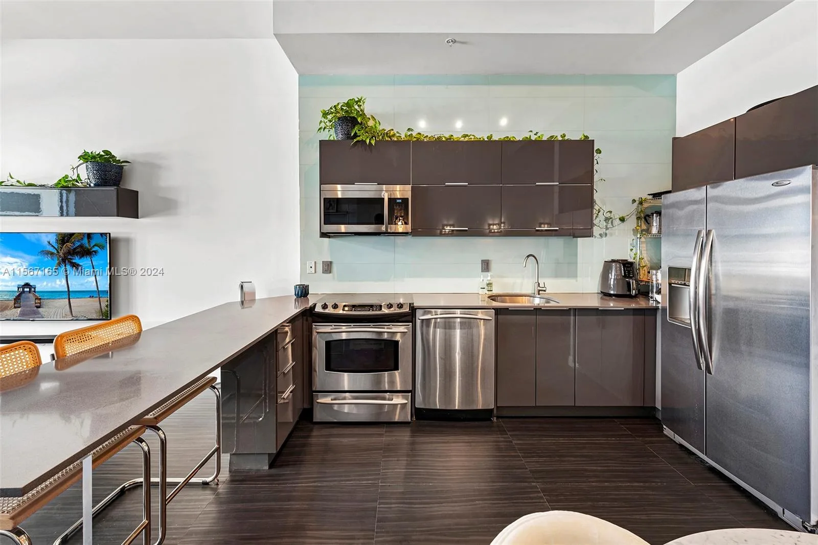 2001 Meridian Ave # 517, Miami Beach, FL 33139 photo 6