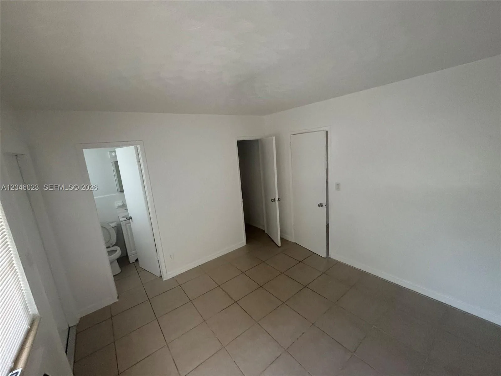 1211 NE 6th St # 2, Fort Lauderdale, FL 33304 photo 5
