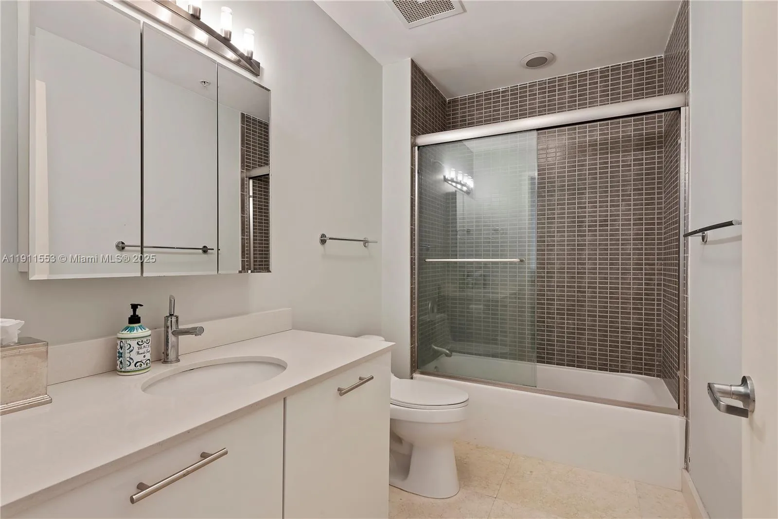 3470 E Coast Ave # H1809, Miami, FL 33137 photo 12