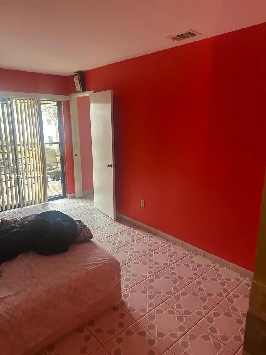 855 NE 209th St # 203-34, Miami, FL 33179 photo 11