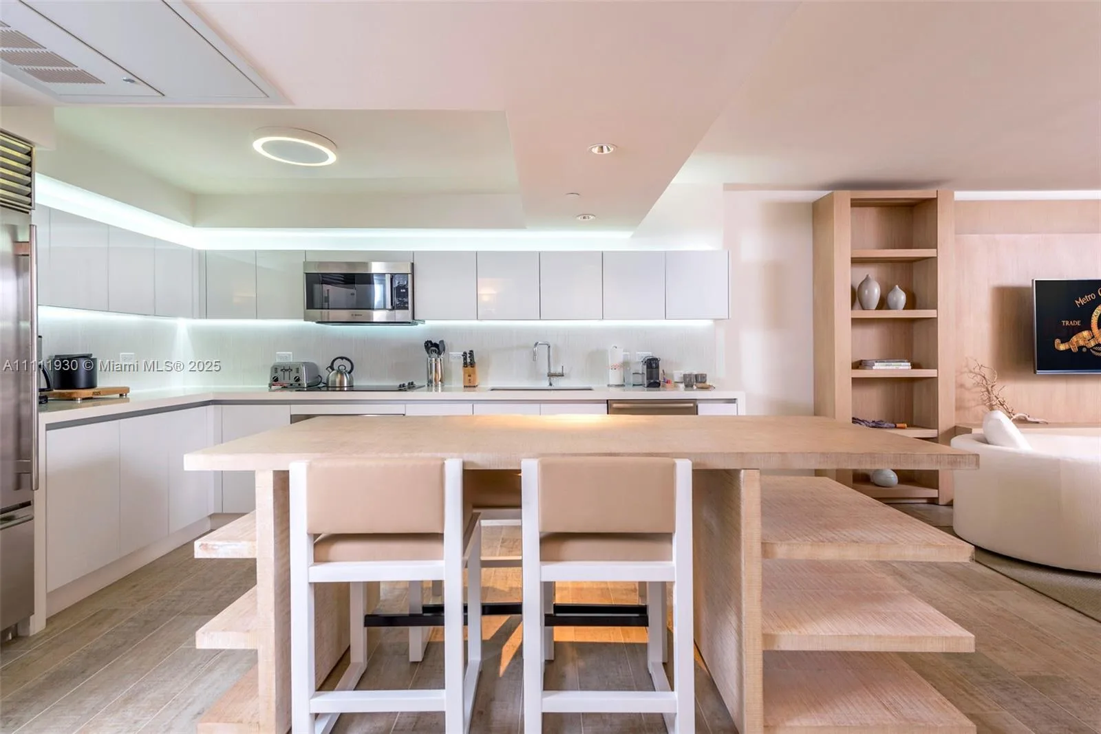 102 24th St # 1106, Miami Beach, FL 33139 photo 7