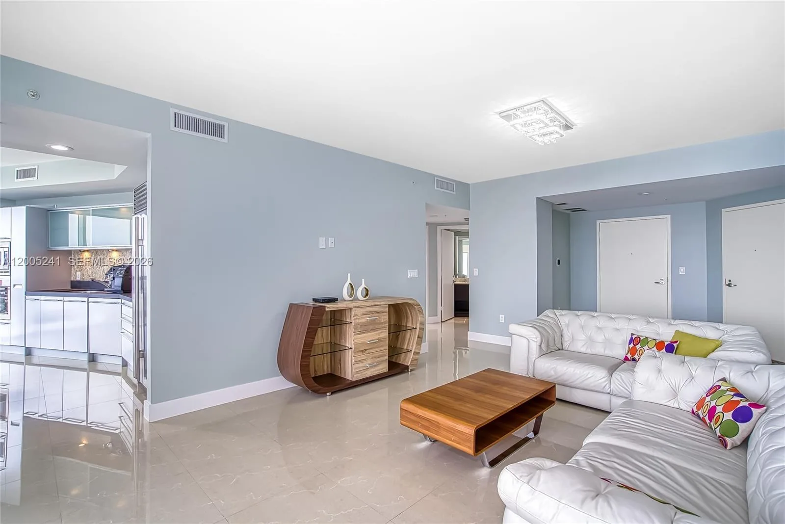 18201 Collins Ave # 1701, Sunny Isles Beach, FL 33160 photo 5