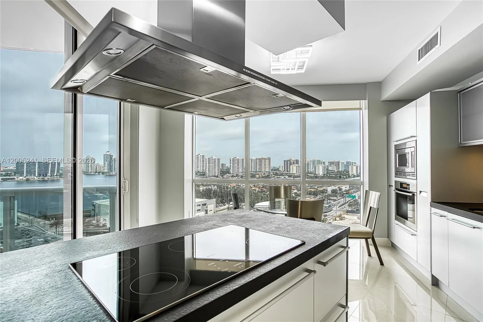 18201 Collins Ave # 1701, Sunny Isles Beach, FL 33160 photo 8
