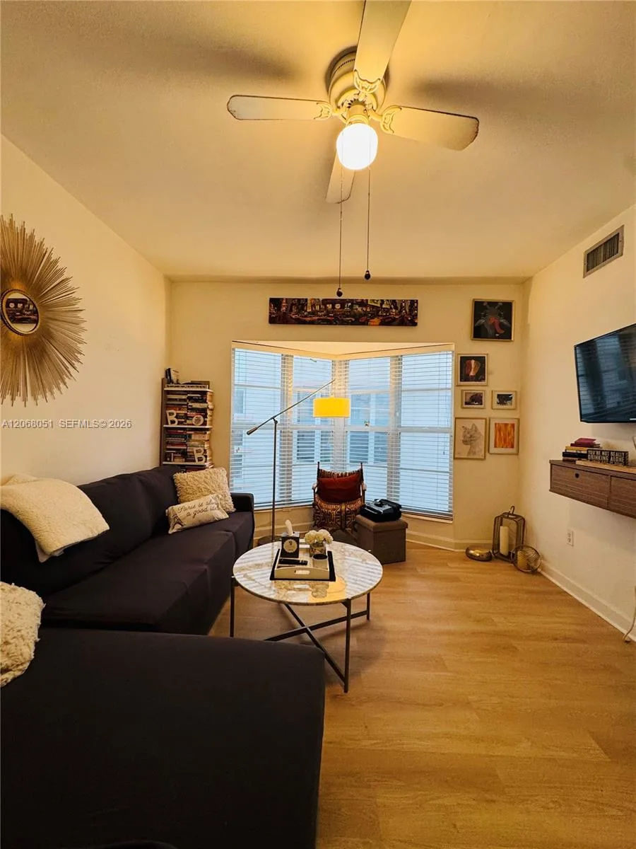 550 15t Street # 203, Miami Beach, FL 33139 photo 3